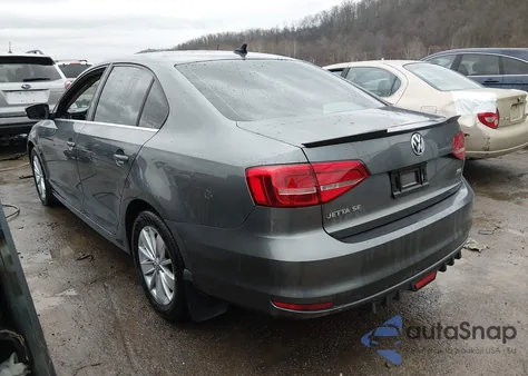2015 Volkswagen Jetta 1.8T Se из США, поврежденный, VIN 3VWD17AJ8FM265136